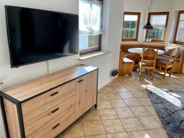 Kleines Haeuschen Mit Bergblick Apartment Eschenlohe Luaran gambar